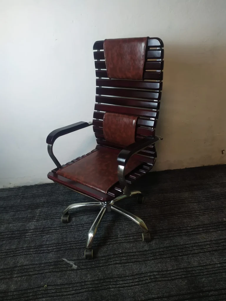 wooden-chair.jpg-display